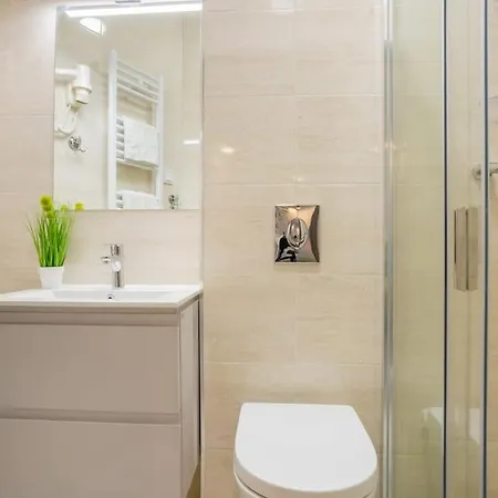 Ultra Sunny New Lejlighed